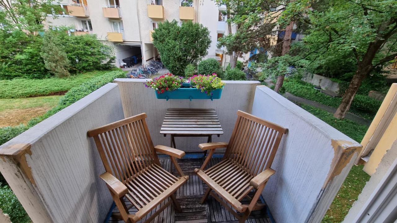 Schwabing Studio With Garden Views Monaco di Baviera Esterno foto