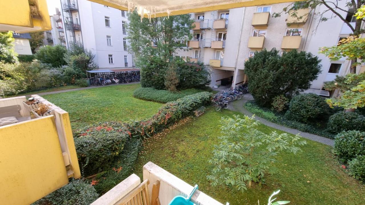Schwabing Studio With Garden Views Monaco di Baviera Esterno foto