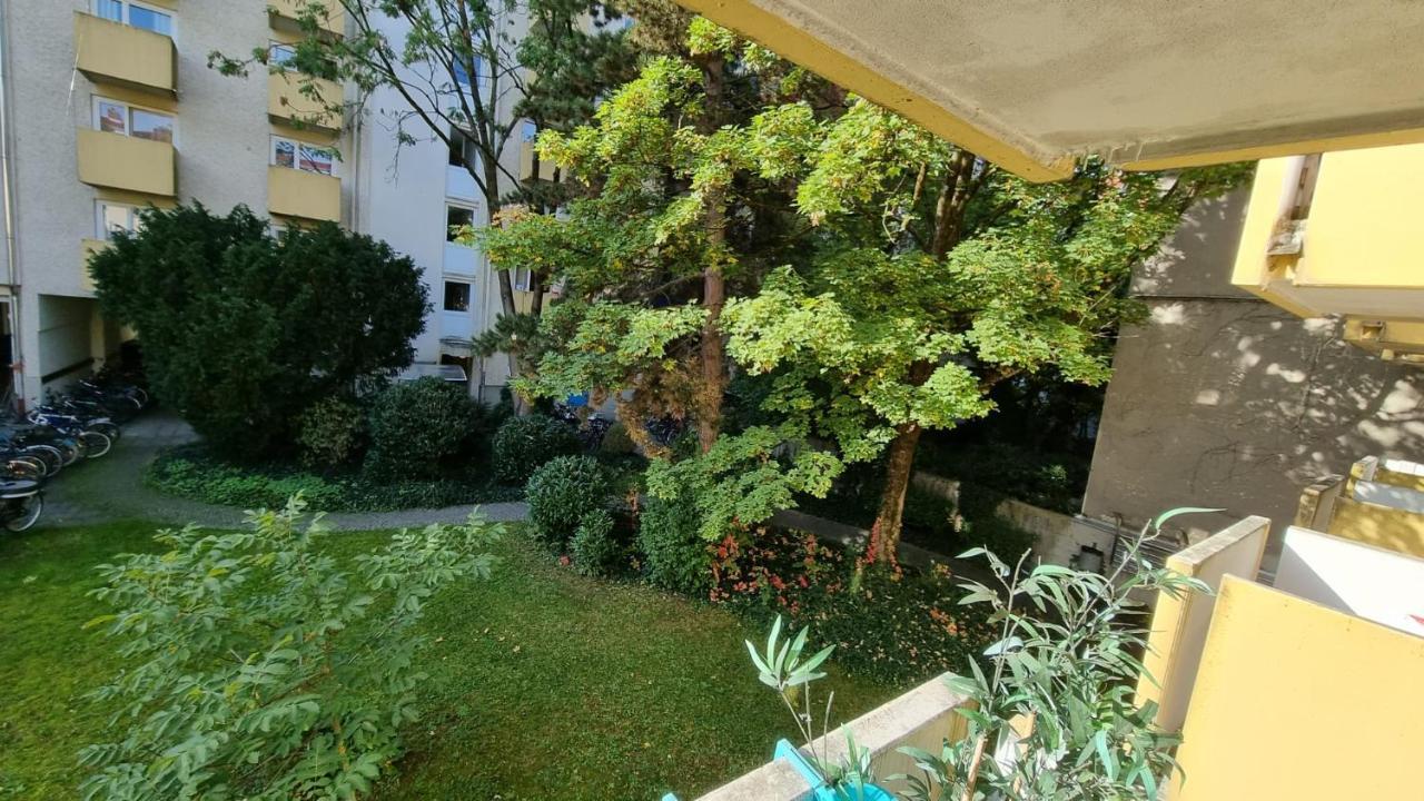 Schwabing Studio With Garden Views Monaco di Baviera Esterno foto