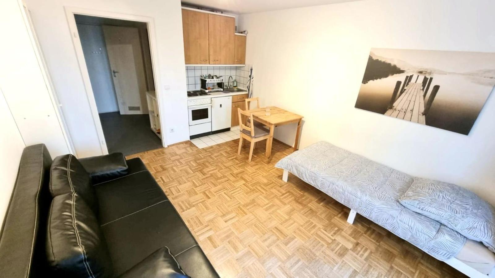 Schwabing Studio With Garden Views Monaco di Baviera Esterno foto